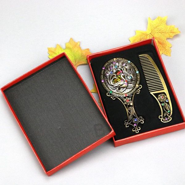 2pcs make up mirror comb sets retro metal handheld makeup mirror vintage chinese style cosmetic mirrors gift women beauty tool dbc bh2751
2pcs make up mirror comb sets retro metal handheld makeup mirror vintage chinese style cosmetic mirrors gift women beauty tool dbc bh2751