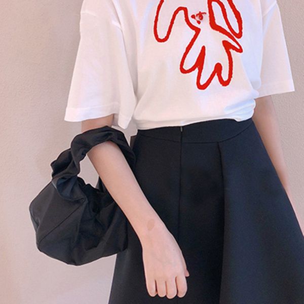 handbags new 2020 autumn/winter ballet lace simple waterproof lace pleated hand armpit wrist bag for ladies
handbags new 2020 autumn/winter ballet lace simple waterproof lace pleated hand armpit wrist bag for ladies