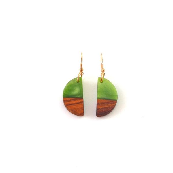 moon-shaped, wood resin fashion, environmental protection gift earrings for women, ethnic, retro, Silver
moon-shaped, wood resin fashion, environmental protection gift earrings for women, ethnic, retro, Silver