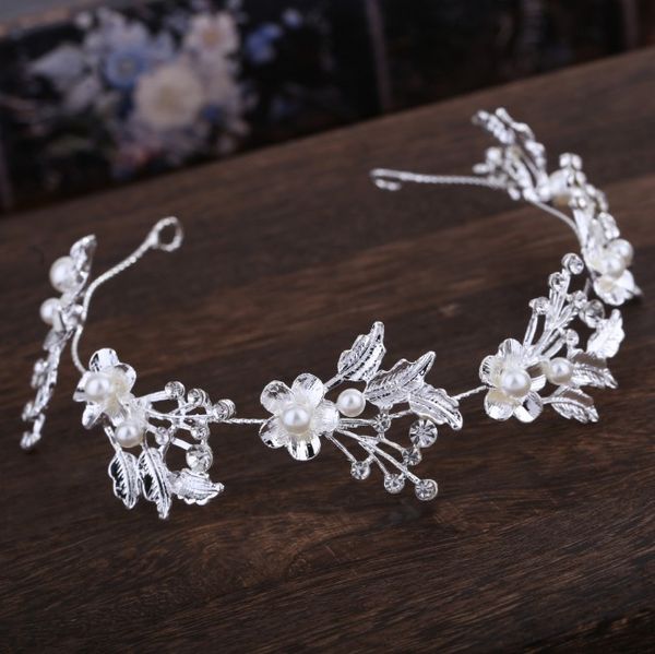 ladies delicate elegant hair accessories bridal wedding simulation pearl headpieces women fashion flower hair band headdress, Golden;silver
ladies delicate elegant hair accessories bridal wedding simulation pearl headpieces women fashion flower hair band headdress, Golden;silver