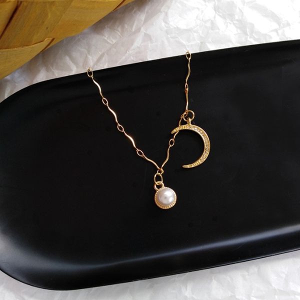 pendant necklaces uilz bohemian style bright gold zircon moon shape necklace glamour woman prom engagement fashion jewelry un2177, Silver
pendant necklaces uilz bohemian style bright gold zircon moon shape necklace glamour woman prom engagement fashion jewelry un2177, Silver
