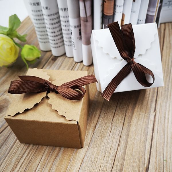 50pcs vintage retro kraft paper box diy wedding favor gift box cake cookies packaging boxes with ribbon
50pcs vintage retro kraft paper box diy wedding favor gift box cake cookies packaging boxes with ribbon