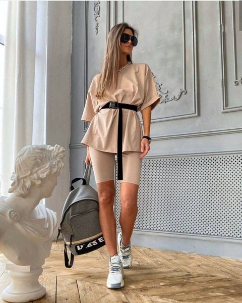 wholesale factory supply women 2 piece outfit sets casual oversized t-shirt biker shorts workout sports tracksuit with belt, White
wholesale factory supply women 2 piece outfit sets casual oversized t-shirt biker shorts workout sports tracksuit with belt, White