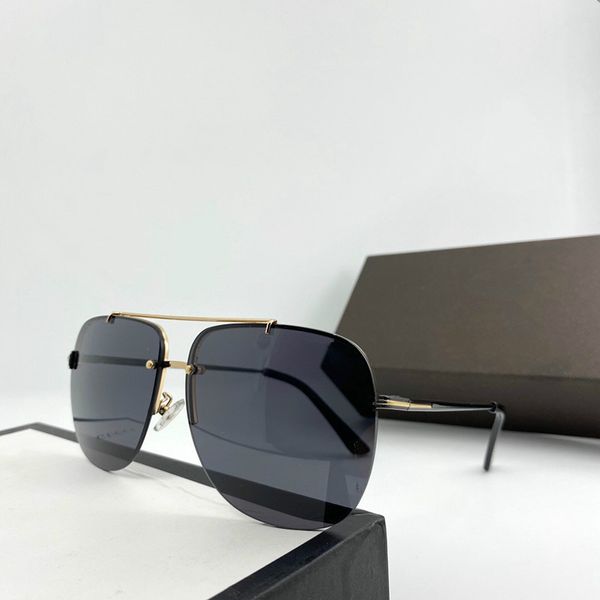 0620 new fashion designer sunglasses metal square frame popular style glasses elling uv400 protection eyewear with case
0620 new fashion designer sunglasses metal square frame popular style glasses elling uv400 protection eyewear with case