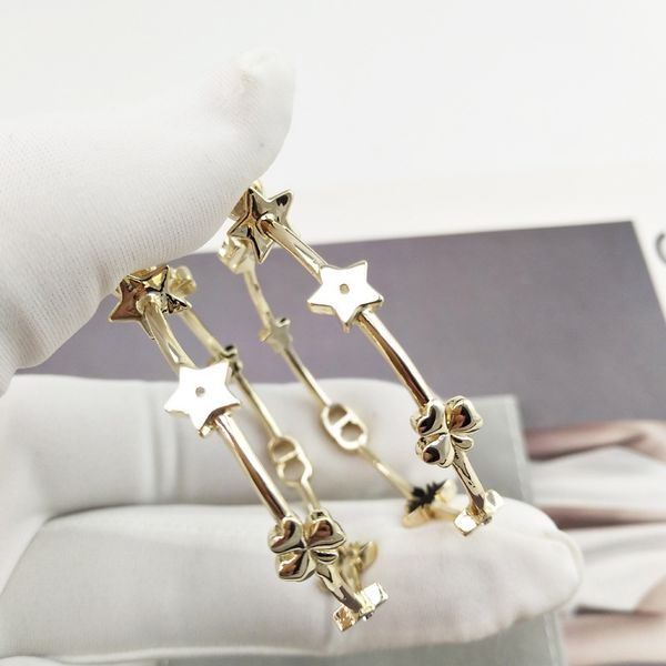 2020cd home/di home internet celebrity live broadcast cd crystal letters single ear hanging earrings ear ring, White
2020cd home/di home internet celebrity live broadcast cd crystal letters single ear hanging earrings ear ring, White