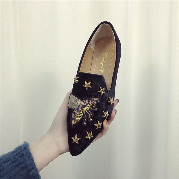 women flats cool golden rivet flat shoes women loafers ballet flats suede bees black shoes casual pointed toe woman
women flats cool golden rivet flat shoes women loafers ballet flats suede bees black shoes casual pointed toe woman