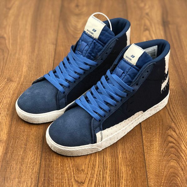 2020 новый sb blazer mid темно-синий мужские белые вышитые спортивные кроссовки мужчин скейтборд кроссовки повседневные пиджаки де chaussure
2020 новый sb blazer mid темно-синий мужские белые вышитые спортивные кроссовки мужчин скейтборд кроссовки повседневные пиджаки де chaussure