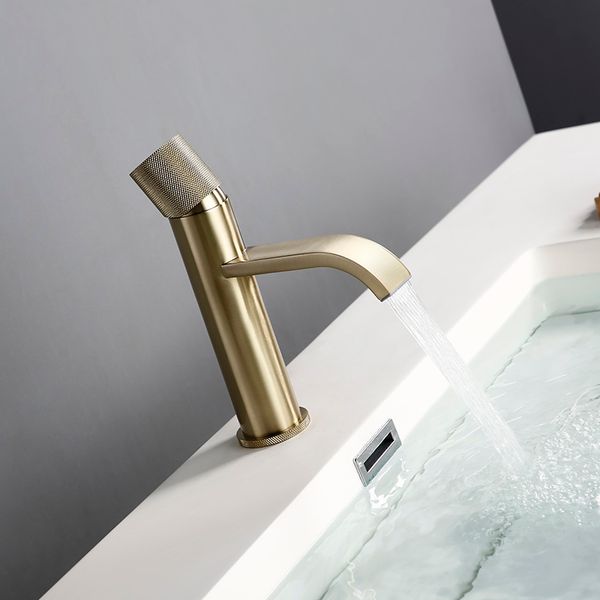 bathroom sink faucets brushed gold water faucet cold waterfall modern style wholesale patent design single hole lavatory tap
bathroom sink faucets brushed gold water faucet cold waterfall modern style wholesale patent design single hole lavatory tap
