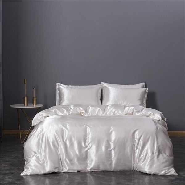 white silky feeling luxury bedding set 3pcs bedspreads /duvet cover set king/ bedding
white silky feeling luxury bedding set 3pcs bedspreads /duvet cover set king/ bedding