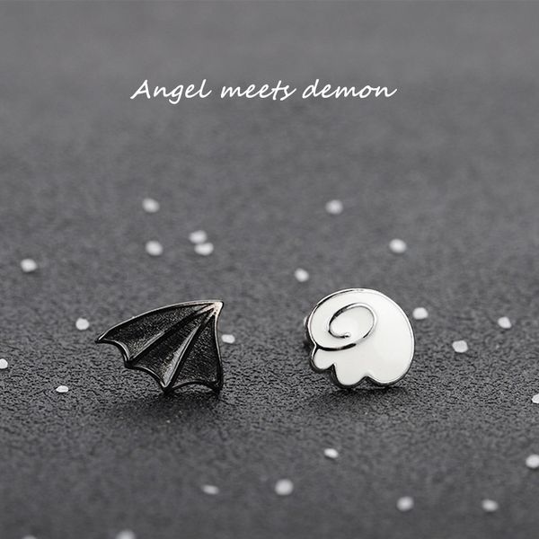 devil earrings female 2020 new cute personality simple black asymmetric anime earrings dark angel cloud small, Golden;silver
devil earrings female 2020 new cute personality simple black asymmetric anime earrings dark angel cloud small, Golden;silver