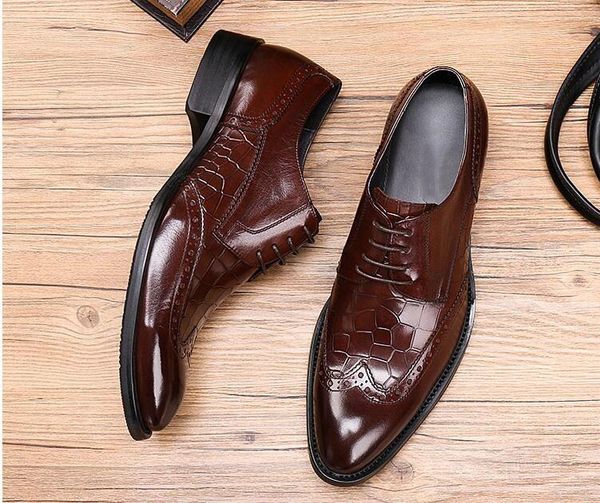 carved brogue shoes men lace up genuine leather pointed toes smart casual shoes stone pattern classical luxury handmade brogue, Black
carved brogue shoes men lace up genuine leather pointed toes smart casual shoes stone pattern classical luxury handmade brogue, Black
