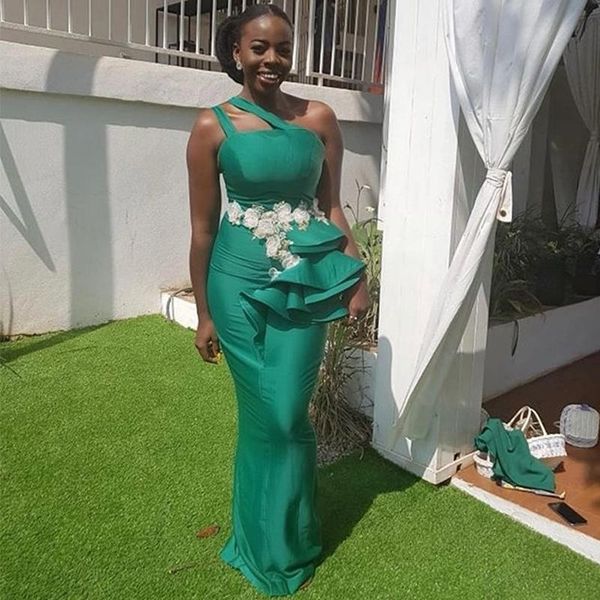 one shoulder sheath green satin bridesmaid dresses african wedding guest gowns with appliques maid of honor dresses long v77, White;pink
one shoulder sheath green satin bridesmaid dresses african wedding guest gowns with appliques maid of honor dresses long v77, White;pink