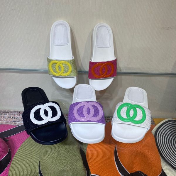 women mules c slippers sandals pearls sliders stuffies lambskin black white flat slippers ladies beach rubber flip flops with box 8883
women mules c slippers sandals pearls sliders stuffies lambskin black white flat slippers ladies beach rubber flip flops with box 8883