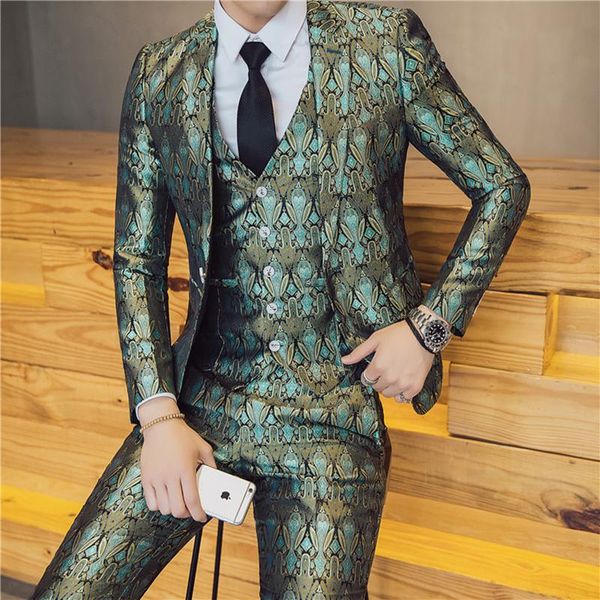 men's suits & blazers peacock pattern fancy prom party suit tuxedo groom for men wedding mens fashion christmas costume 3 piece homme q, White;black
men's suits & blazers peacock pattern fancy prom party suit tuxedo groom for men wedding mens fashion christmas costume 3 piece homme q, White;black
