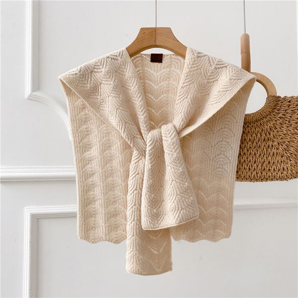 autumn and winter knitted hollow out small shawl for women's shoulder covering air conditioning room, Blue;gray
autumn and winter knitted hollow out small shawl for women's shoulder covering air conditioning room, Blue;gray