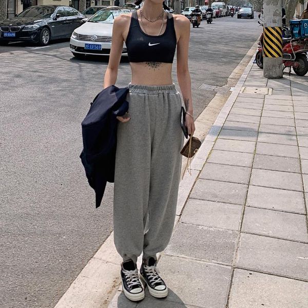 solid gray baggy sweatpants women high waist joggers elastic wide leg casual streetwear harem trousers 2020 autumn winter, Black;white
solid gray baggy sweatpants women high waist joggers elastic wide leg casual streetwear harem trousers 2020 autumn winter, Black;white