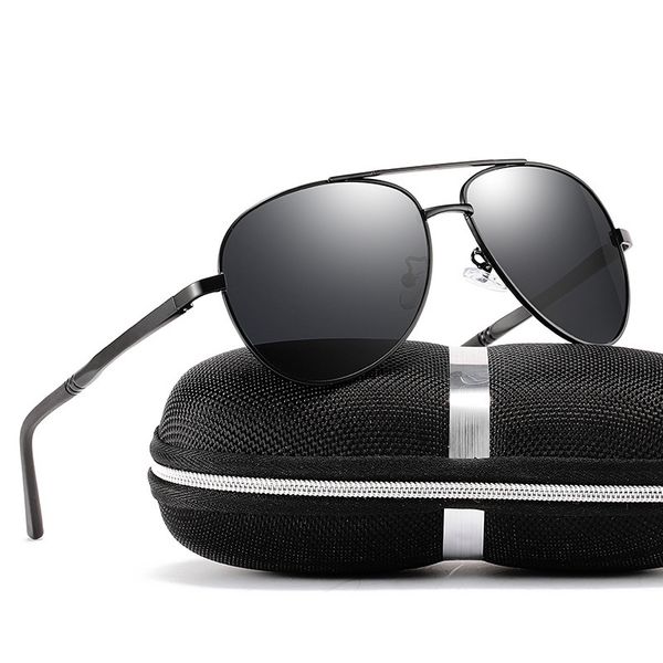 2020 new aluminum magnesium men's polarized sunglasses large frame driving oval glasses for men, White;black
2020 new aluminum magnesium men's polarized sunglasses large frame driving oval glasses for men, White;black