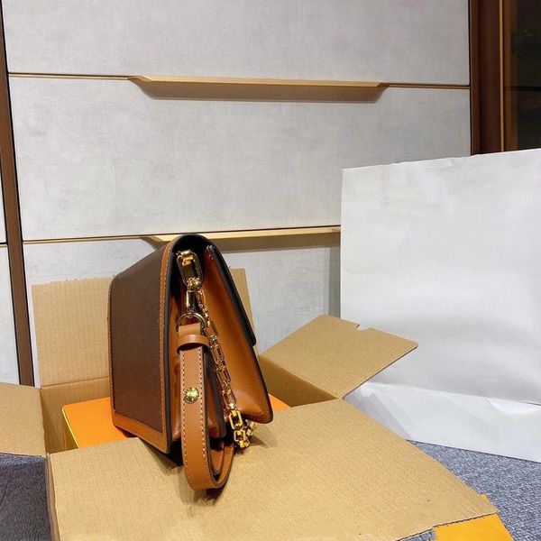 wholesale women's fashion bag classic selling women's one-shoulder bag designer model women's sloping bag purse gold chain ch
wholesale women's fashion bag classic selling women's one-shoulder bag designer model women's sloping bag purse gold chain ch