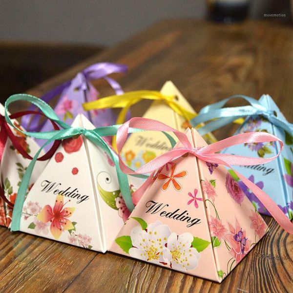 100pca/pack sweet love wedding candy paper bags small gift candy boxes wedding party favor with ribbon decor1
100pca/pack sweet love wedding candy paper bags small gift candy boxes wedding party favor with ribbon decor1