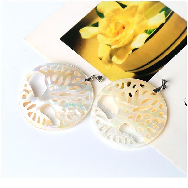 1pc natural shell carved into the shape of a tree color and white giving the necklace crystal meditation healing cryst jllxlj, Black
1pc natural shell carved into the shape of a tree color and white giving the necklace crystal meditation healing cryst jllxlj, Black
