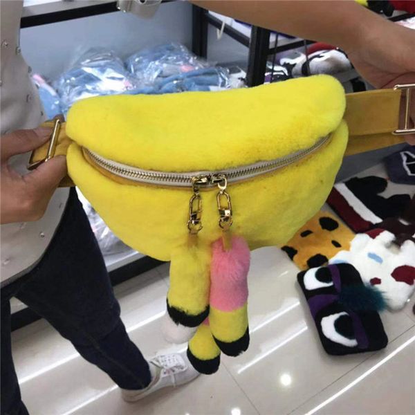 2019 women's real rex rabbit fur funny pack waist bag fluffy warm fur women walking mountaineering belly band zipper t200113
2019 women's real rex rabbit fur funny pack waist bag fluffy warm fur women walking mountaineering belly band zipper t200113