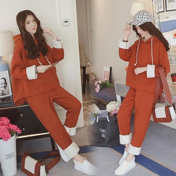 gym clothing women's winter korean style loose sport suit cute long sleeve striped coral fleece two-piece set running suits1, White;black
gym clothing women's winter korean style loose sport suit cute long sleeve striped coral fleece two-piece set running suits1, White;black