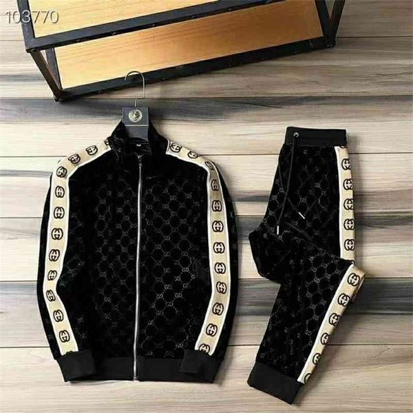 70% outlet online european station autumn and winter men's new splicing high-grade golden velvet fashion brand handsome pants coat spor, Black;brown
70% outlet online european station autumn and winter men's new splicing high-grade golden velvet fashion brand handsome pants coat spor, Black;brown