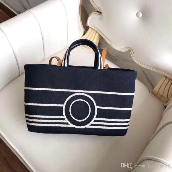 2019 latest cloth bag, blue jeans, can hand bill of lading shoulder, shoulder strap with cowhidecarry comfortably
2019 latest cloth bag, blue jeans, can hand bill of lading shoulder, shoulder strap with cowhidecarry comfortably