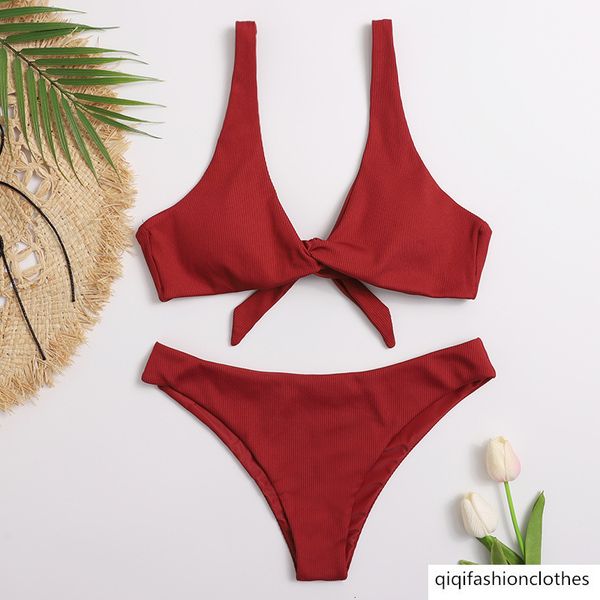 2021 single backless solid color back strap adjustable triangle bikini, White;black
2021 single backless solid color back strap adjustable triangle bikini, White;black