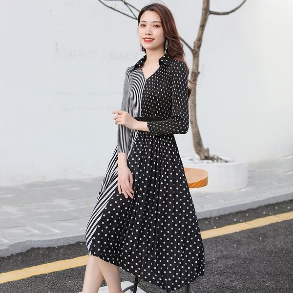 irregular shirt collar mid length temperament black pleated goddess style waist slim dress dressshirt dress new style in autumn duait, Black;gray
irregular shirt collar mid length temperament black pleated goddess style waist slim dress dressshirt dress new style in autumn duait, Black;gray