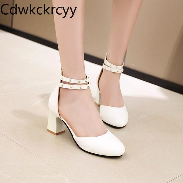 spring and fall the new fashion high heel women shoes sweet simple temperament princess student thick heel women shoes 34-43, Black
spring and fall the new fashion high heel women shoes sweet simple temperament princess student thick heel women shoes 34-43, Black