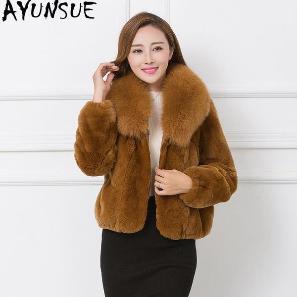 ayunsue women's real fur coat winter rex fur jacket collar short coats and jackets women clothes 2019 kj37651, Black
ayunsue women's real fur coat winter rex fur jacket collar short coats and jackets women clothes 2019 kj37651, Black