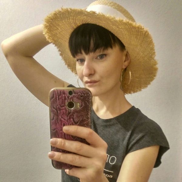 handmade long ribbon banded ladies and girls raffia hats female flat beach summer sun uv hat y200714, Blue;gray
handmade long ribbon banded ladies and girls raffia hats female flat beach summer sun uv hat y200714, Blue;gray
