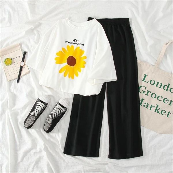 2021 spring amp;summer daisy women two piece suit loose oversize t shirt amp; wide leg pants korean style harajuku casual ing, Gray
2021 spring amp;summer daisy women two piece suit loose oversize t shirt amp; wide leg pants korean style harajuku casual ing, Gray