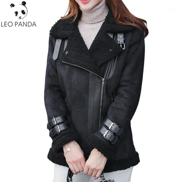 autumn winter women big size long sleeves zipper collar faux fur coats new fashion warm thicken pockets female outwear c 7001, Black
autumn winter women big size long sleeves zipper collar faux fur coats new fashion warm thicken pockets female outwear c 7001, Black