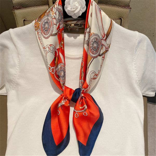 new spring and autumn 2021 thin silk 70cm*70cm small scarf printed scarves, Blue;gray
new spring and autumn 2021 thin silk 70cm*70cm small scarf printed scarves, Blue;gray