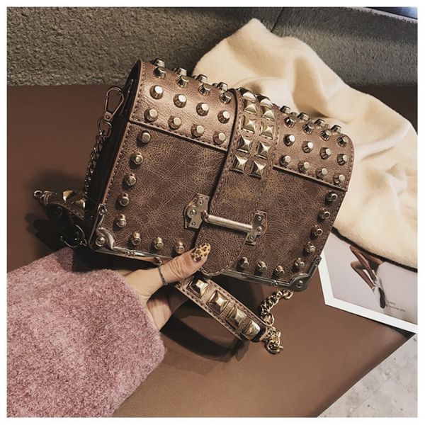 p5ppt 2020 new fashion shoulder bag south korean fashion messenger ladies small bag chain strap versatile shoulder small fsc6w
p5ppt 2020 new fashion shoulder bag south korean fashion messenger ladies small bag chain strap versatile shoulder small fsc6w
