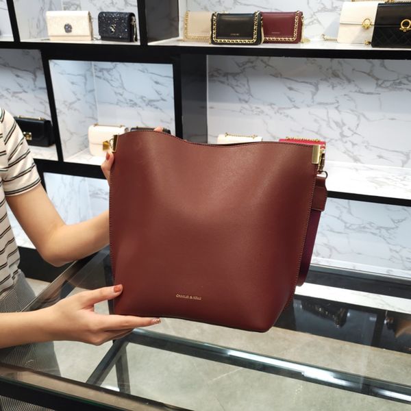 2020 новой мода досуга чистого цвета овец печать мать рука handbagcarry мешок handbagson сумка женщин с большой емкостью и одной shou
2020 новой мода досуга чистого цвета овец печать мать рука handbagcarry мешок handbagson сумка женщин с большой емкостью и одной shou