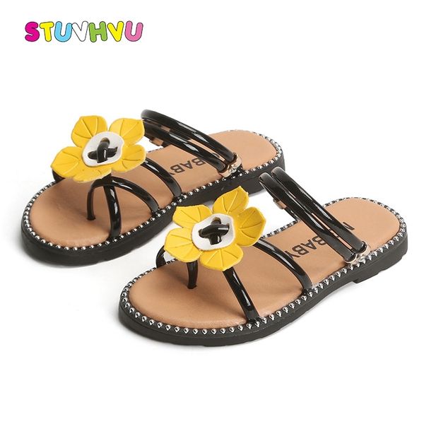children sandals girls slippers summer new fashion flowers kids slippers flip flops flat slip leather girl princess sandals y200619, Black;red
children sandals girls slippers summer new fashion flowers kids slippers flip flops flat slip leather girl princess sandals y200619, Black;red