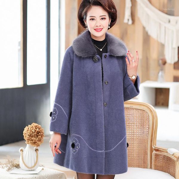 2019 new mother winter clothes mink velvet coat foreign style thickened middle-aged and elderly women's winter woolen coat w9091, Black
2019 new mother winter clothes mink velvet coat foreign style thickened middle-aged and elderly women's winter woolen coat w9091, Black