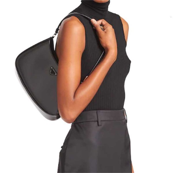 handbags luxurys bags crossbody backpack totes cleo brushed leather shoulder bag designers purses 20112001l
handbags luxurys bags crossbody backpack totes cleo brushed leather shoulder bag designers purses 20112001l