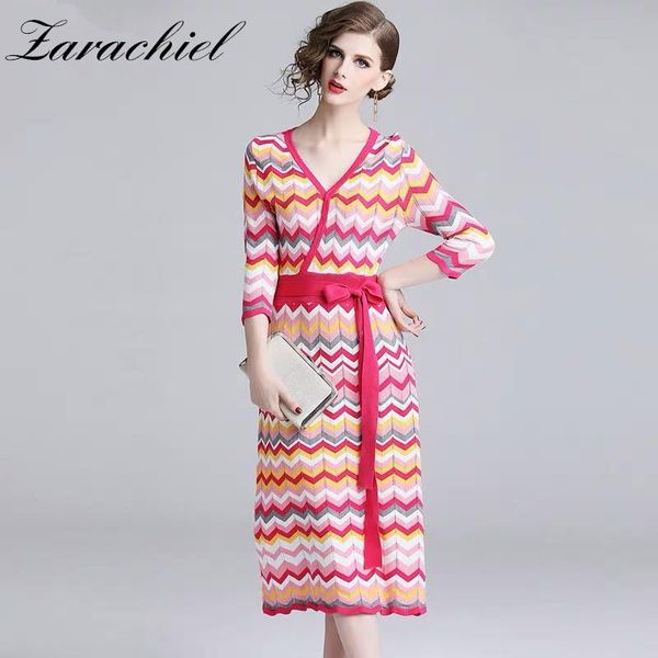 runway rainbow wave striped sweater dress 2020 spring women v neck three quarter sleeve knitted long party dresses with belt, Black;gray
runway rainbow wave striped sweater dress 2020 spring women v neck three quarter sleeve knitted long party dresses with belt, Black;gray