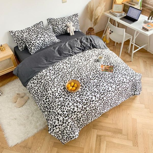 style bedding set 3d digital black and white leopard 3/4pcs duvet cover set single twin double full king bedroom decor1