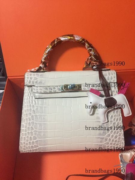 28cm 25cm 2020 fashion bags shoulder bag women totes genuine leather alligator white bags lady handbag factory wholesale real image
28cm 25cm 2020 fashion bags shoulder bag women totes genuine leather alligator white bags lady handbag factory wholesale real image