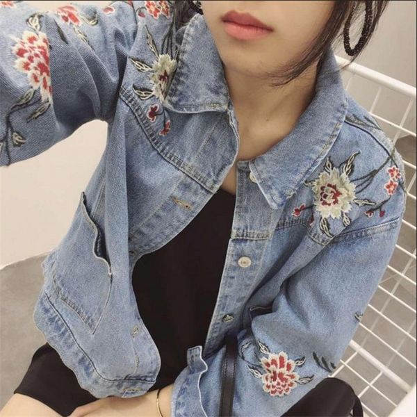 spring korean women retro washed flowers embroidered light blue turn down collar denim jacket female vintage jacket mz2364 201026, Black;brown
spring korean women retro washed flowers embroidered light blue turn down collar denim jacket female vintage jacket mz2364 201026, Black;brown