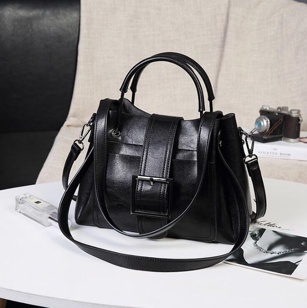hbp 2021 bag oil wax leather handbags retro style ladies handbag shoulder messenger mixed batch locomotive women
hbp 2021 bag oil wax leather handbags retro style ladies handbag shoulder messenger mixed batch locomotive women