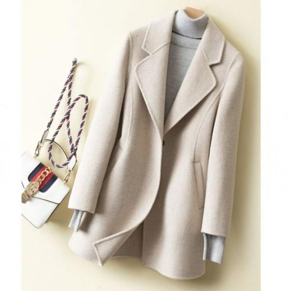 autumn and winter fashion woolen coat women short section 2020 new slim woolen coat regular solid women coat full, Black
autumn and winter fashion woolen coat women short section 2020 new slim woolen coat regular solid women coat full, Black