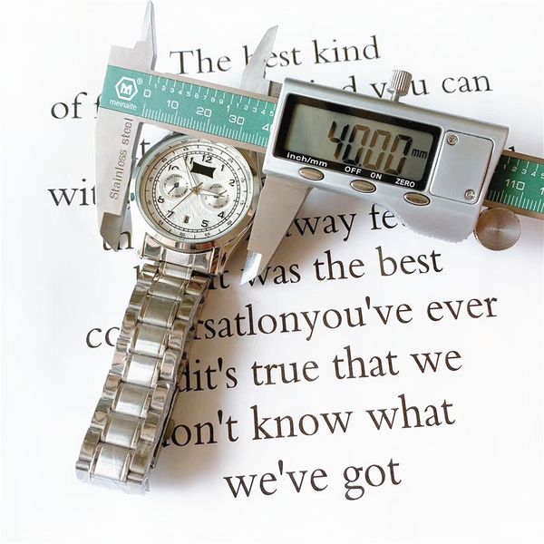 2020 new men's watch fashion sports business gentleman watch life waterproof belt calendar normal work surprise gift, Slivery;brown
2020 new men's watch fashion sports business gentleman watch life waterproof belt calendar normal work surprise gift, Slivery;brown