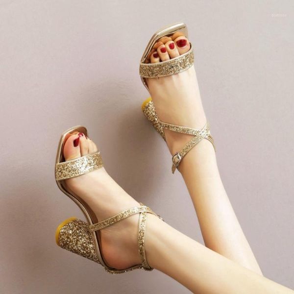 fanyuan sandals plus size 34-48 women sandals shoes fashion metal buckle shoes women special round heels casual footwear1, Black
fanyuan sandals plus size 34-48 women sandals shoes fashion metal buckle shoes women special round heels casual footwear1, Black
