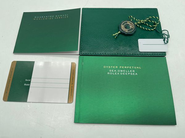watch box original correct matching green booklet papers security card for rolex boxes booklets watches print custom cards ift, Black;blue
watch box original correct matching green booklet papers security card for rolex boxes booklets watches print custom cards ift, Black;blue